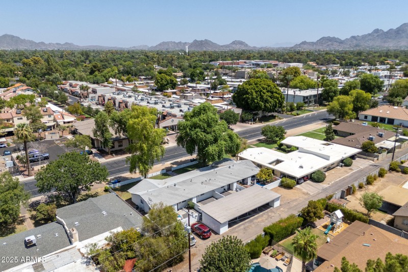 20250812_521-W-Maryland-Ave_09