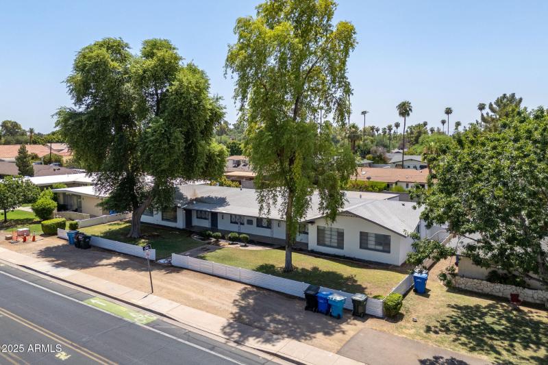 20250812_521-W-Maryland-Ave_15