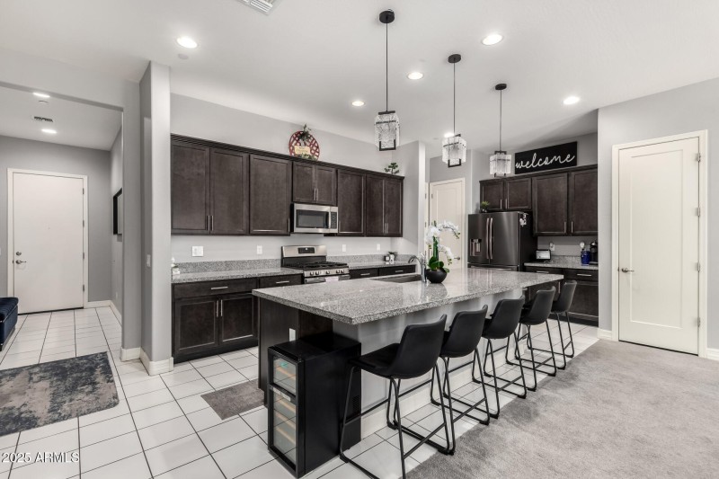 Huge Island - 42in Cabinets