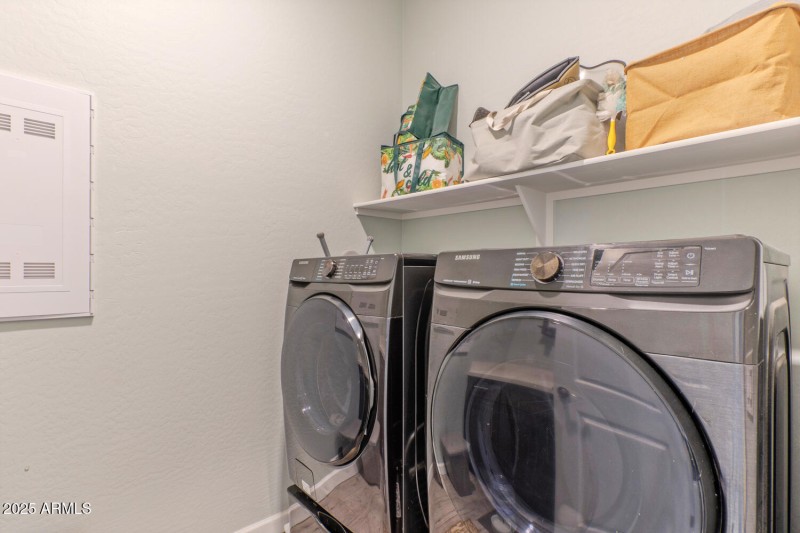 29708 North 168th Street-large-016-021-l