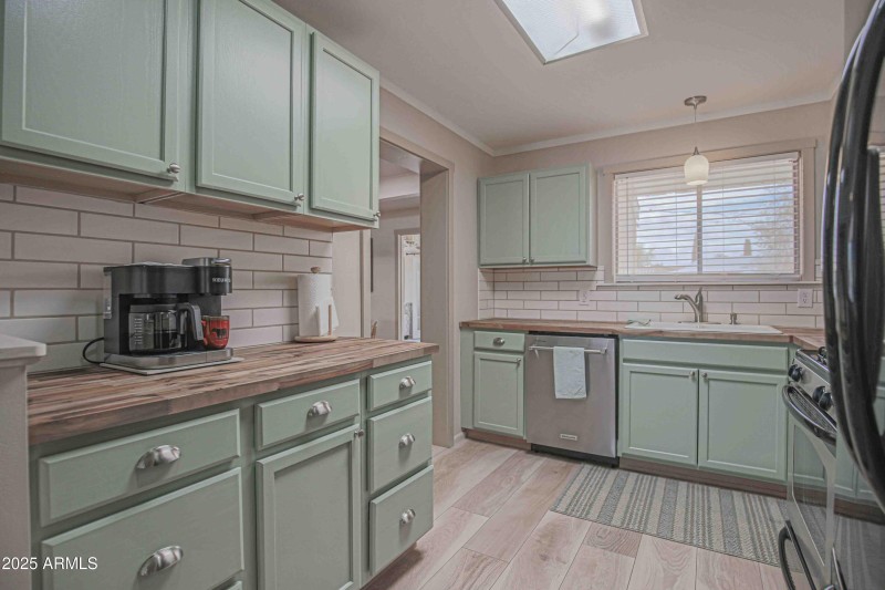 12244 N Saint Andrew Dr E D edit-27