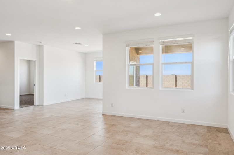 13-print-12367-e-bahia-ct-lot-413-magma-