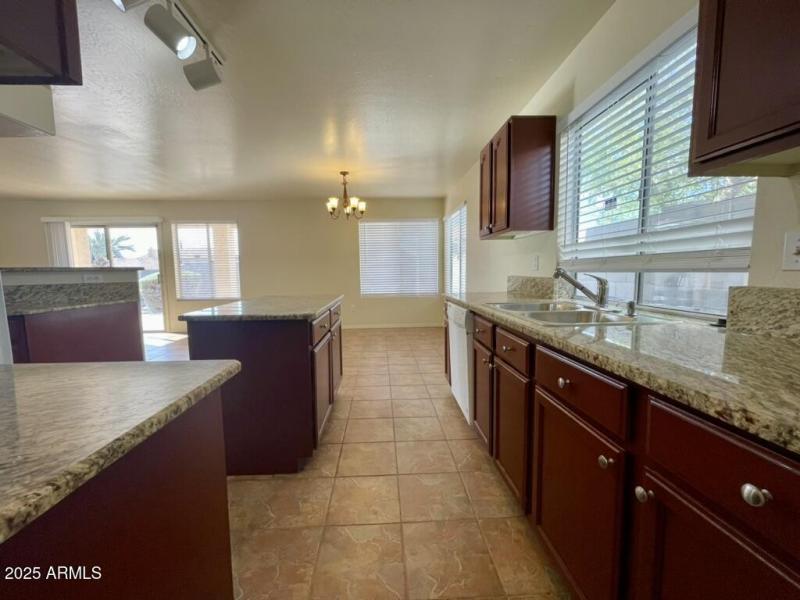 DFE7397C-EB43-4E79-BA06-B8DF5F1C23EA_1_1