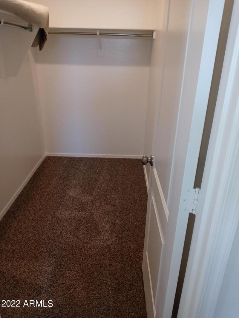 31009 W COLUMBUS AVE44