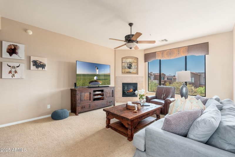 19550 N Grayhawk Dr UNIT 2063 - 005