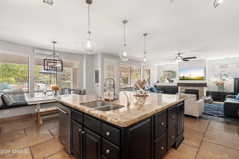 7554 E Tailspin Ln - 016