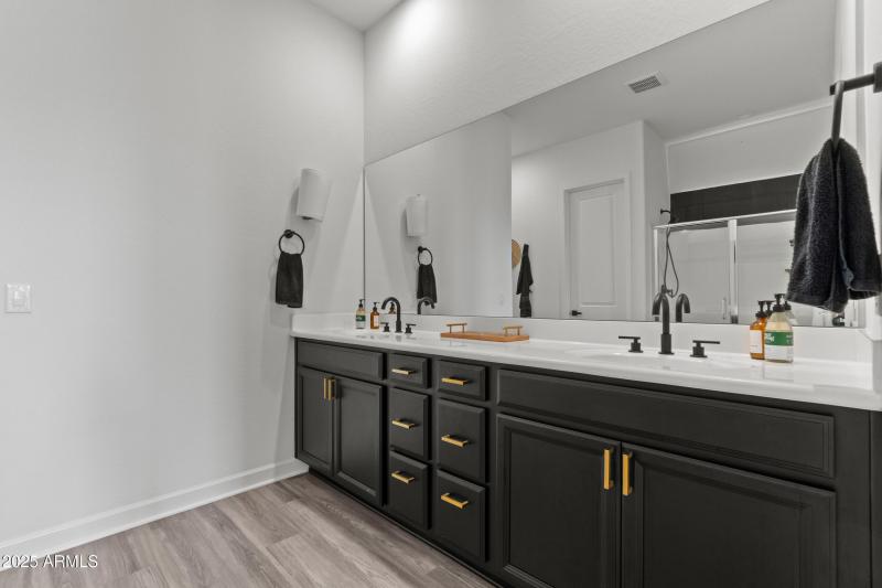 35173 n covelite way-28