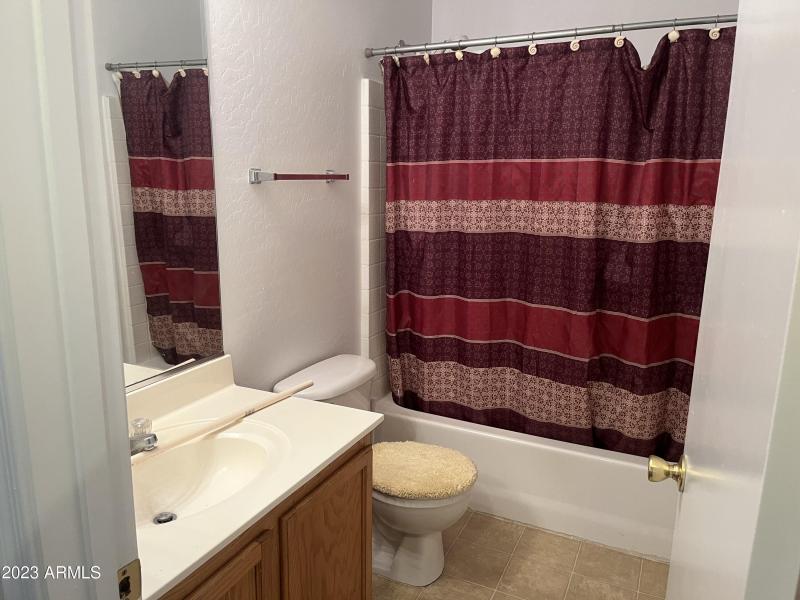 3F3E27C1-1D94-487C-A906-09E39FC1CAF7