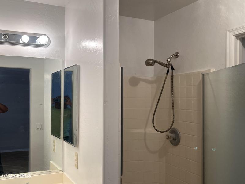 92380AF9-B721-4381-8FD4-558998691520