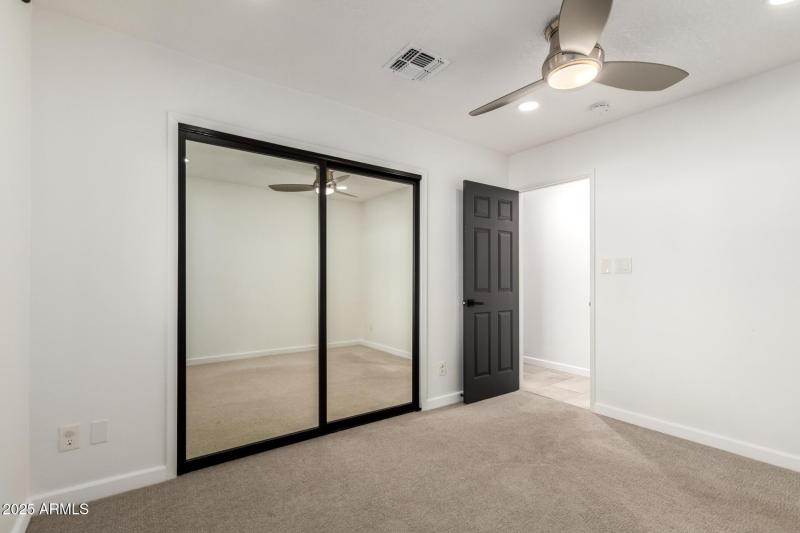 25- 2550 E Sahuaro Dr, Phoenix 85028