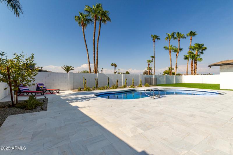 39- 2550 E Sahuaro Dr, Phoenix 85028