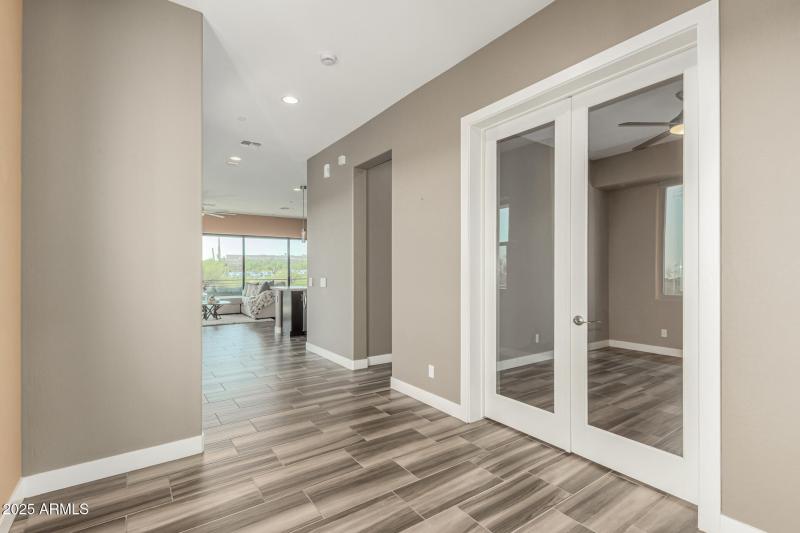 Pinnacle Pointe Unit 2037