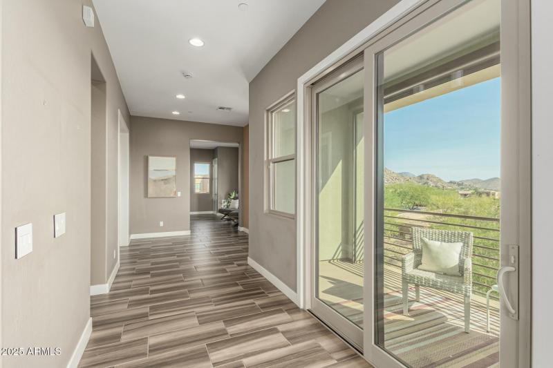 Pinnacle Pointe Unit 2037