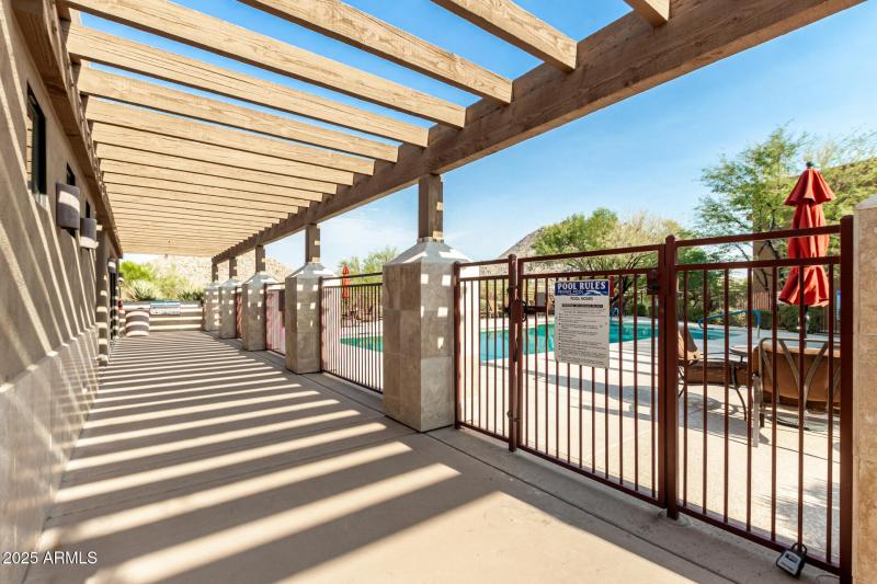 Pinnacle Pointe Unit 2037