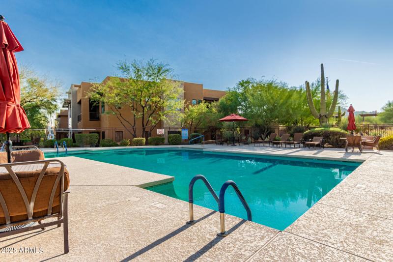 Pinnacle Pointe Unit 2037