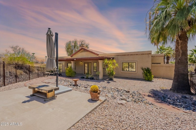 b9803fcb-f31a-4ff4-98c3-caa1683c0813