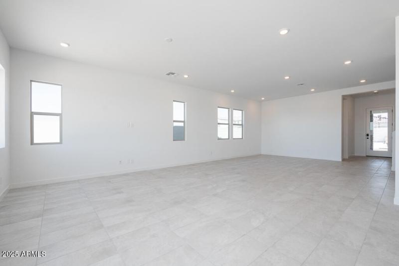 Tri Pointe Soleo 515 - Great Room-1MLS