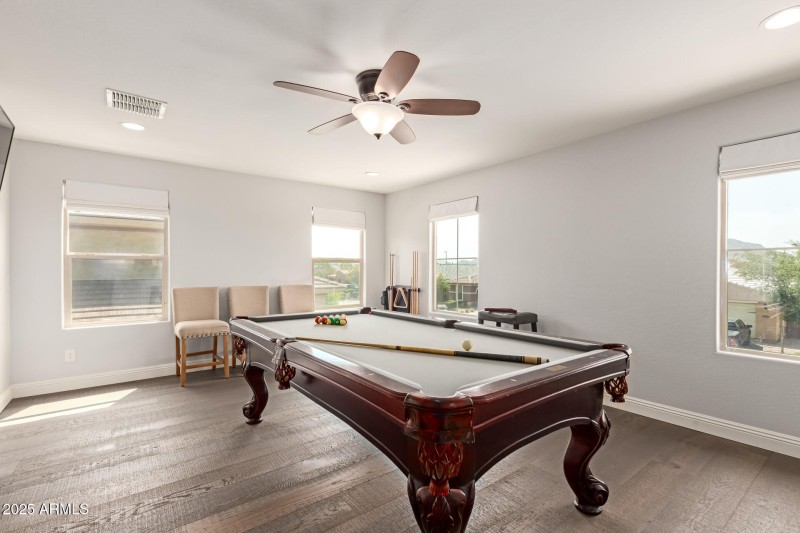 large loft w/ mountain views