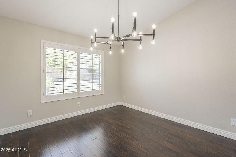 10-web-or-mls-Paradise-10