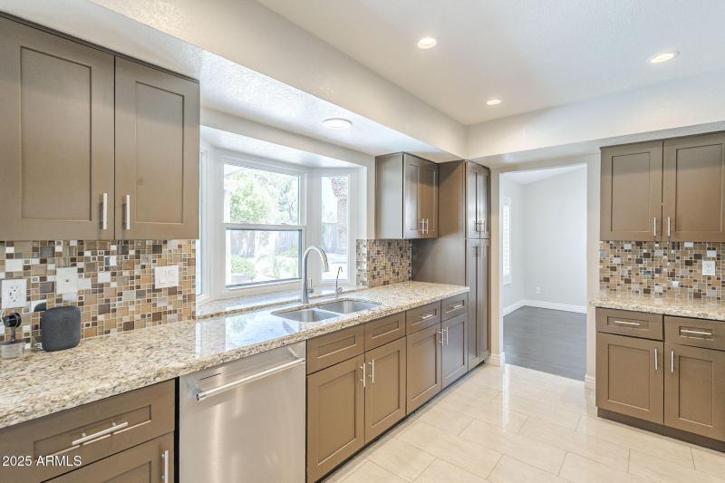 17-web-or-mls-Paradise-17