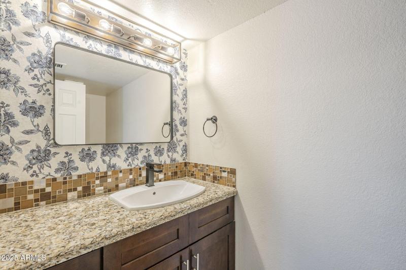 22-web-or-mls-Paradise-22