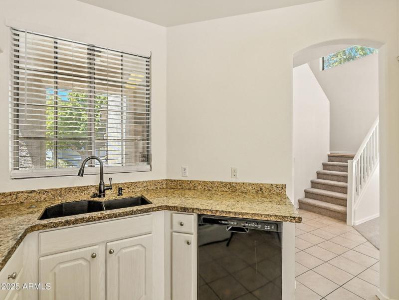 17-web-or-mls-Lazona-17