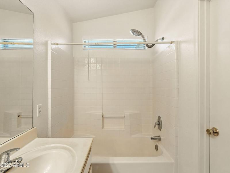 24-web-or-mls-Lazona-24