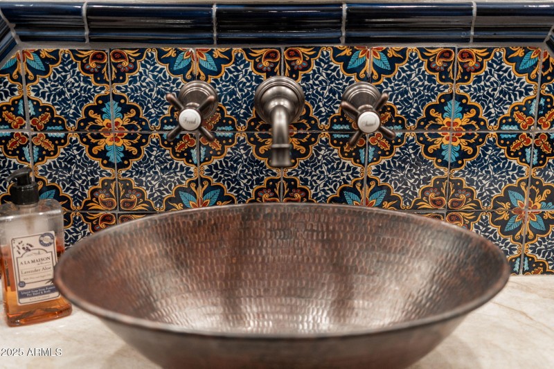 6527 E El Sendero Rd - 055