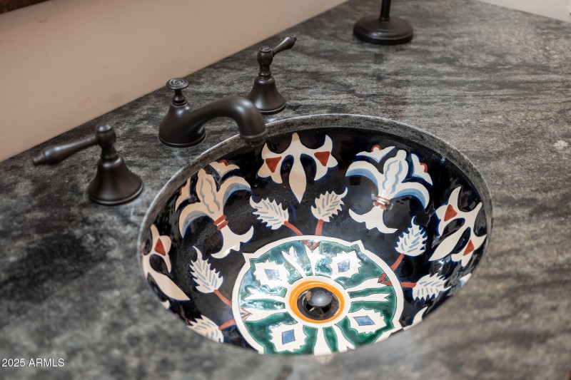 6527 E El Sendero Rd - 060