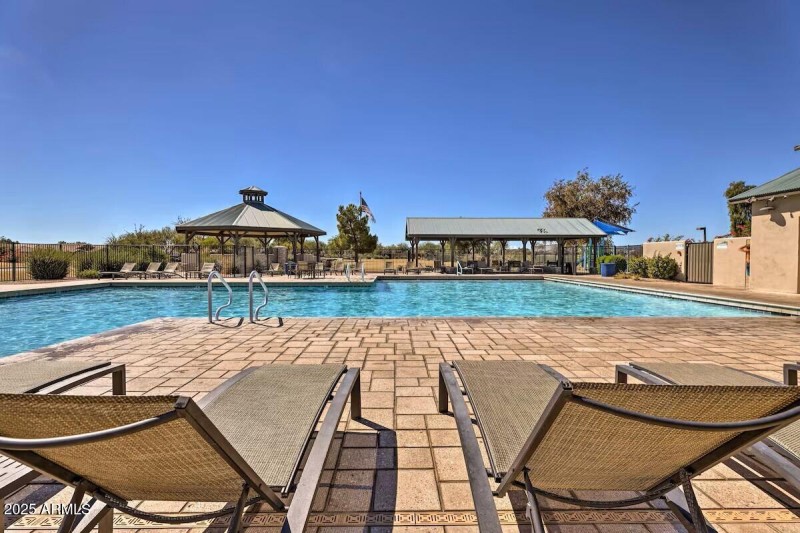 3 Heated community pools!