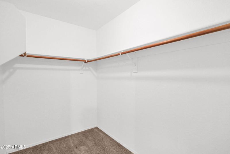 18-web-or-mls-P1279834