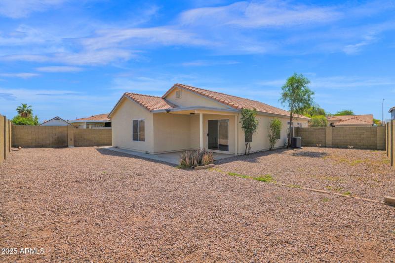 26-web-or-mls-P1279846