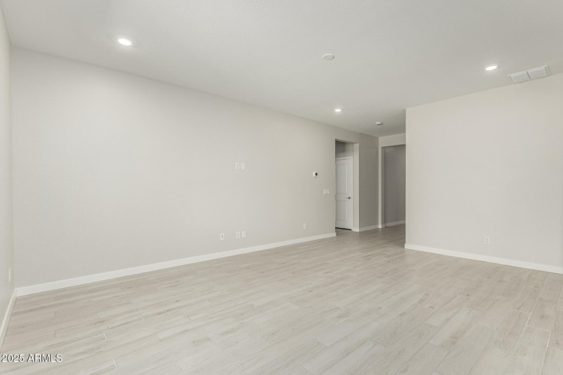 9 - Villa Hermosa 18368