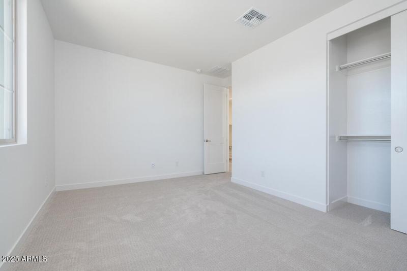 Tri Pointe Waterston Central 297 - Bedro