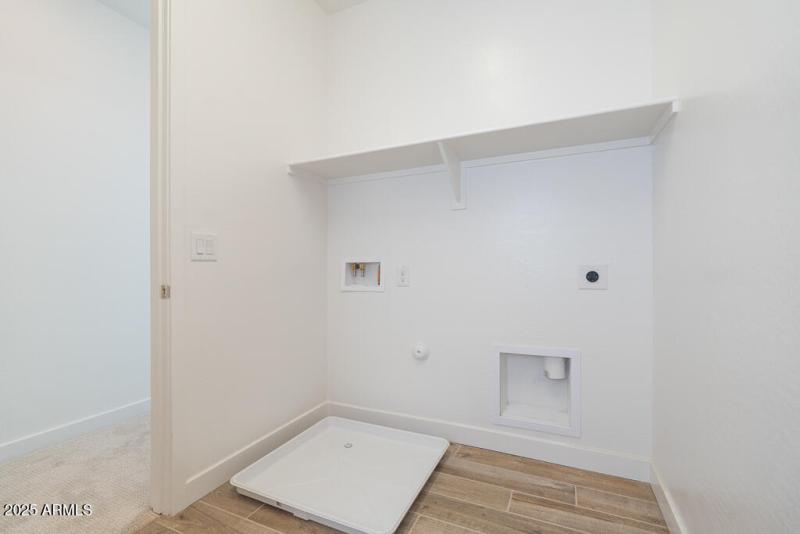 Tri Pointe Waterston Central 297 - Laund