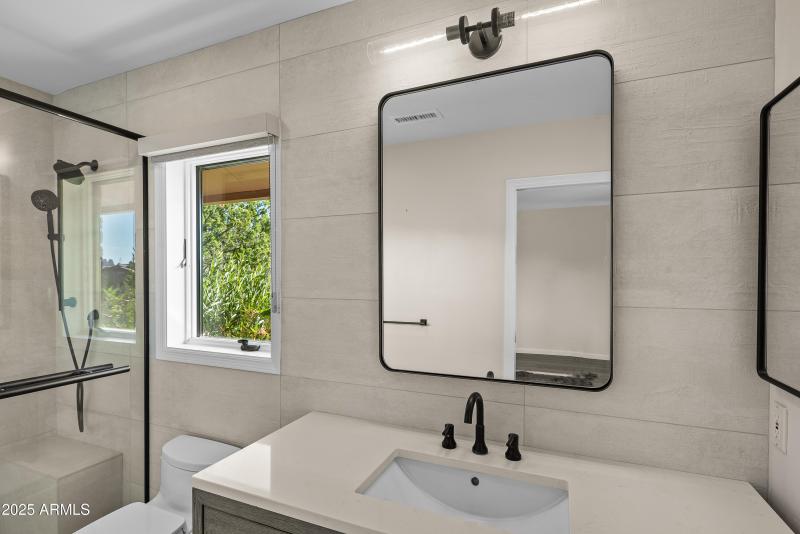 GUEST CASITA BATHROOM