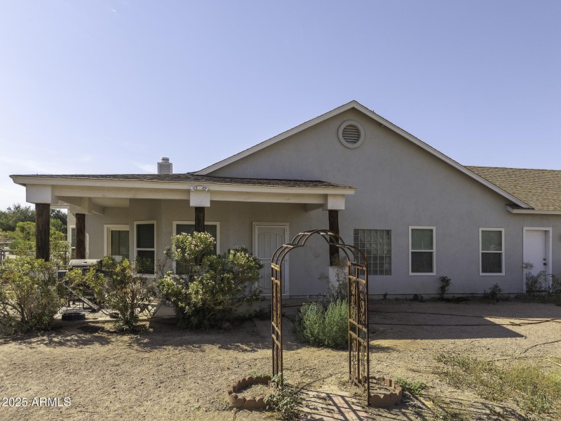 UAS House Back Center Close