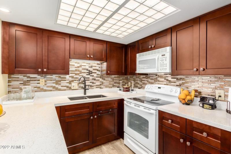 0008-08 - Thunderbird