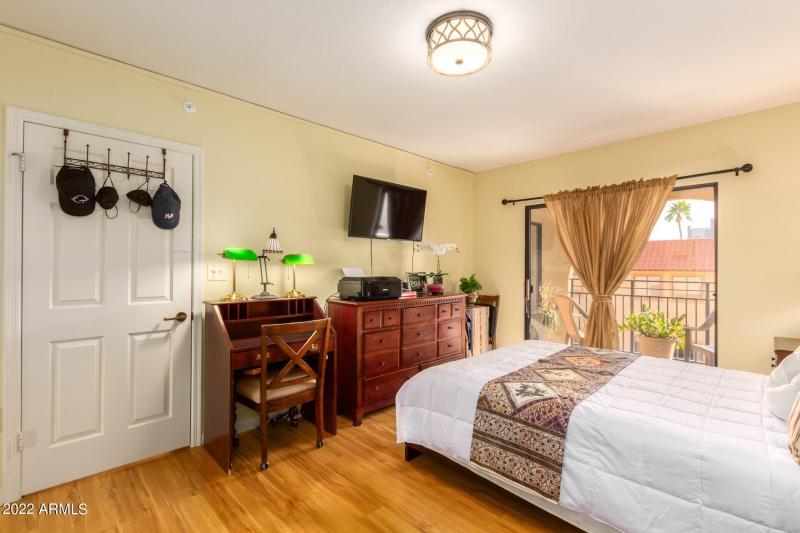 0015-15 - Thunderbird