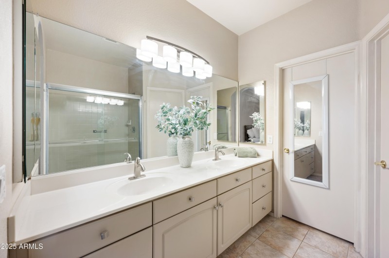 Dual Vanity - Primary Bath