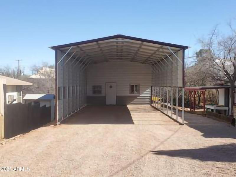 Additional Garage - 1