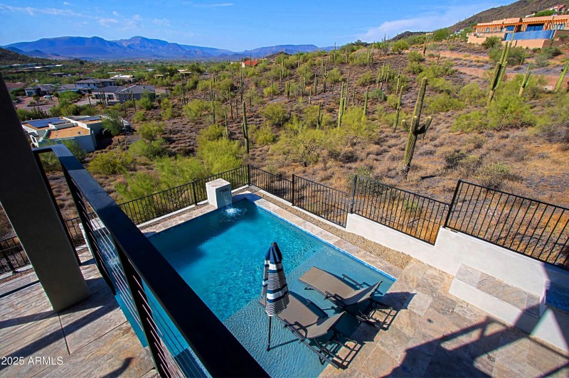 Balcony and Views 8