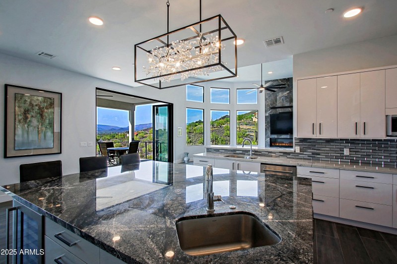Kitchen 3