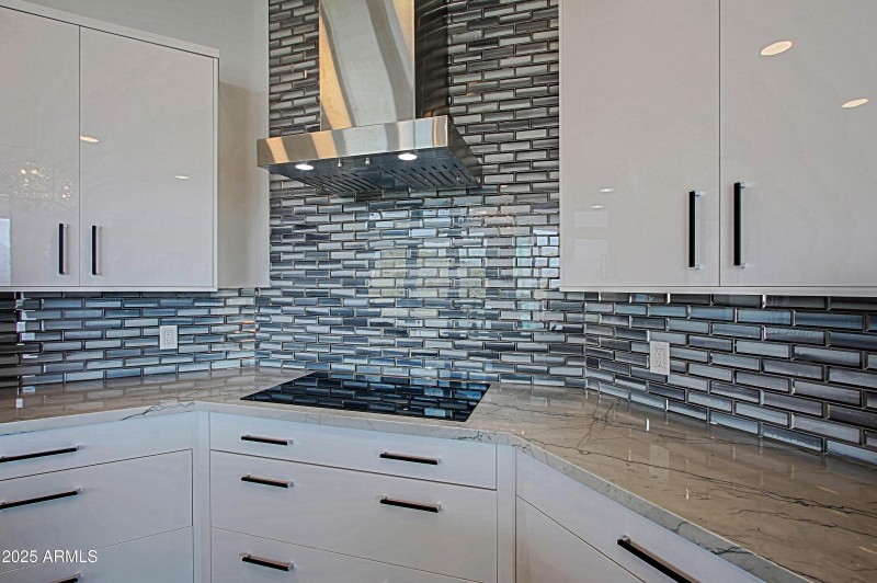Kitchen 6