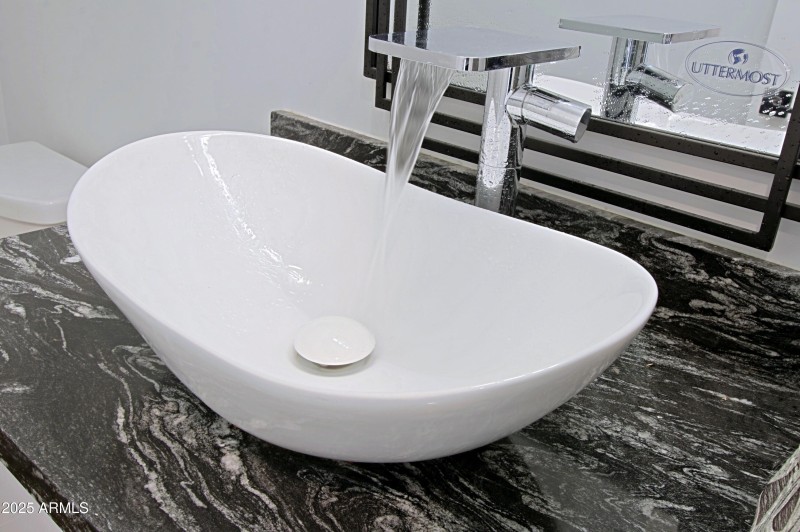 Powder Room 2