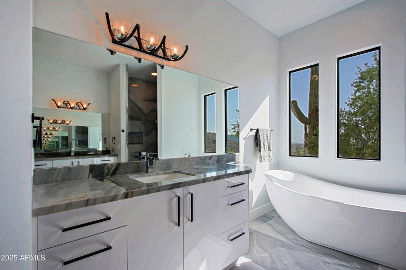 Master Bath 3