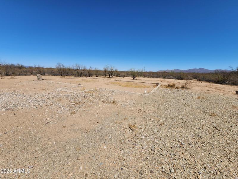 13122 W DUSTY FLAT PL