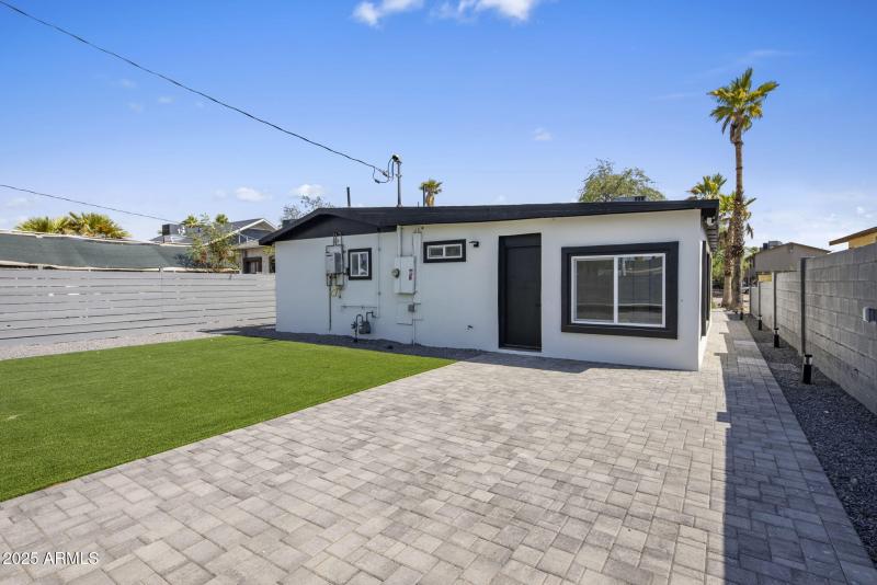 5-web-or-mls-D46A2151