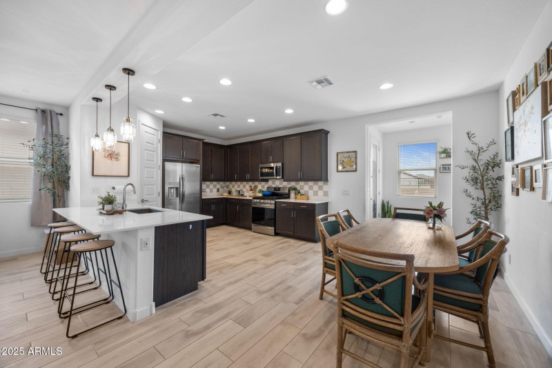 12-web-or-mls-36585-w-mediterranean-way