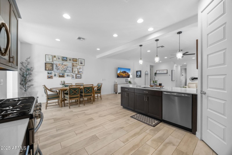 15-web-or-mls-36585-w-mediterranean-way